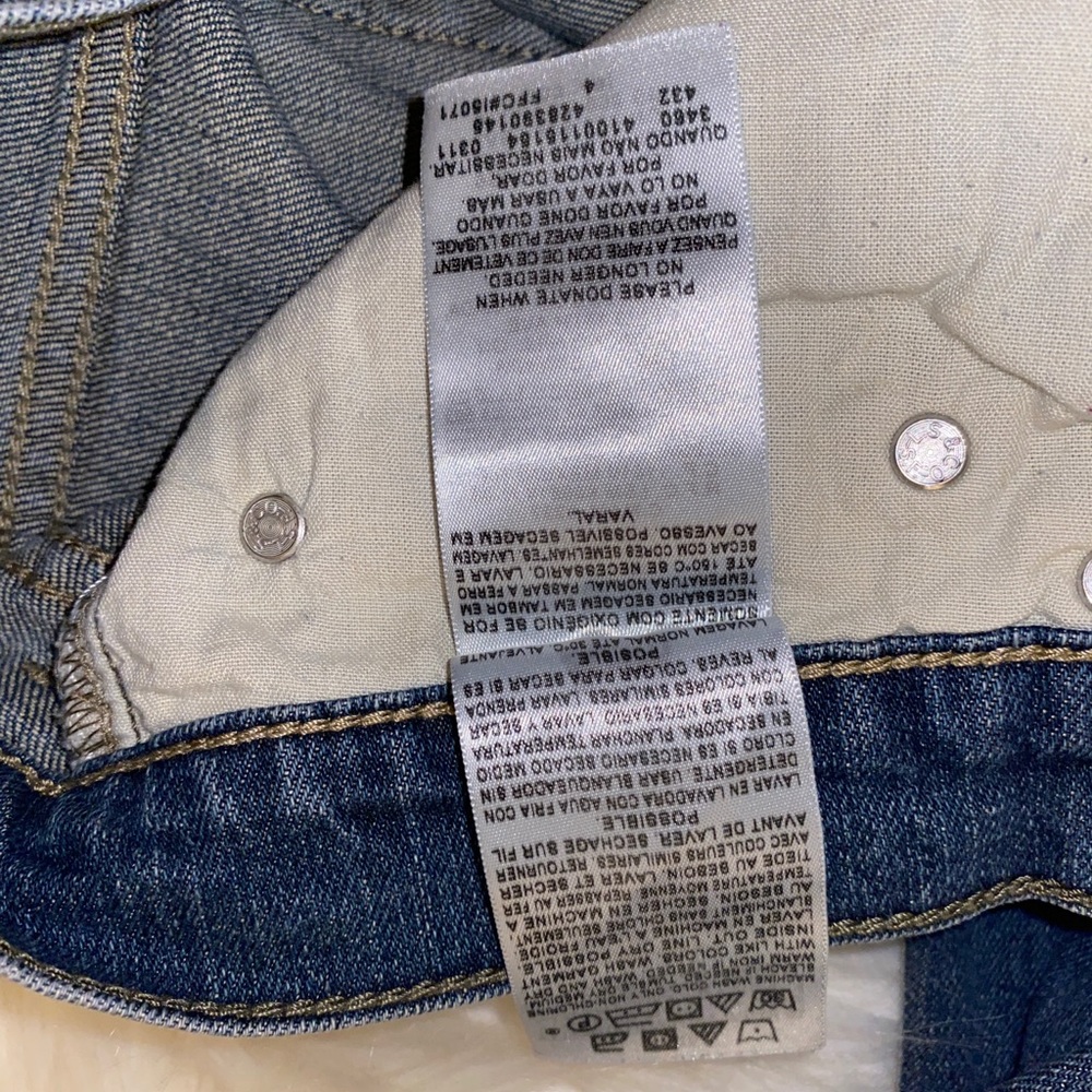 Levi Skinny Jeans - Picture 5 of 7